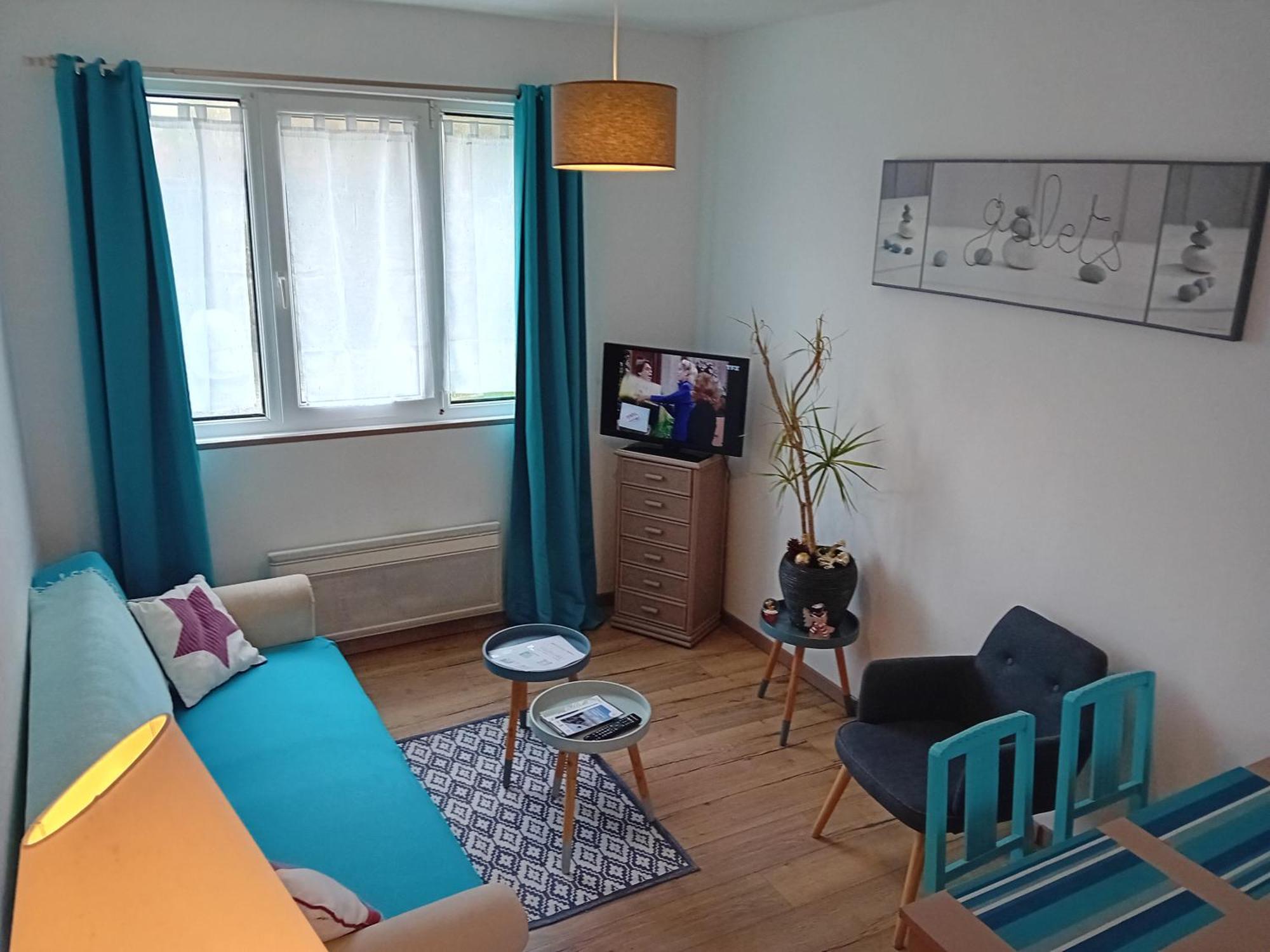 Thalassa Apartment *